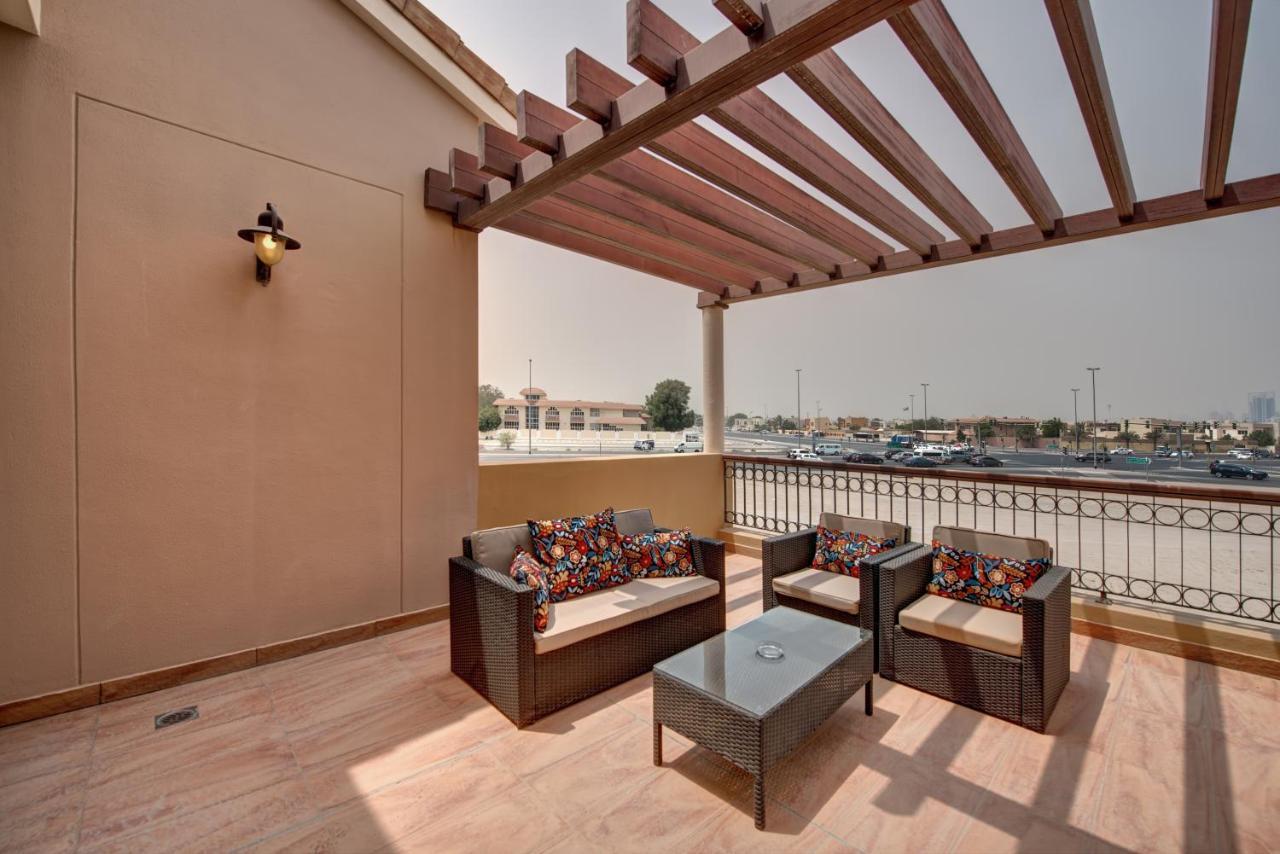 J5 Villas Holiday Homes Barsha Gardens Dubai Dış mekan fotoğraf